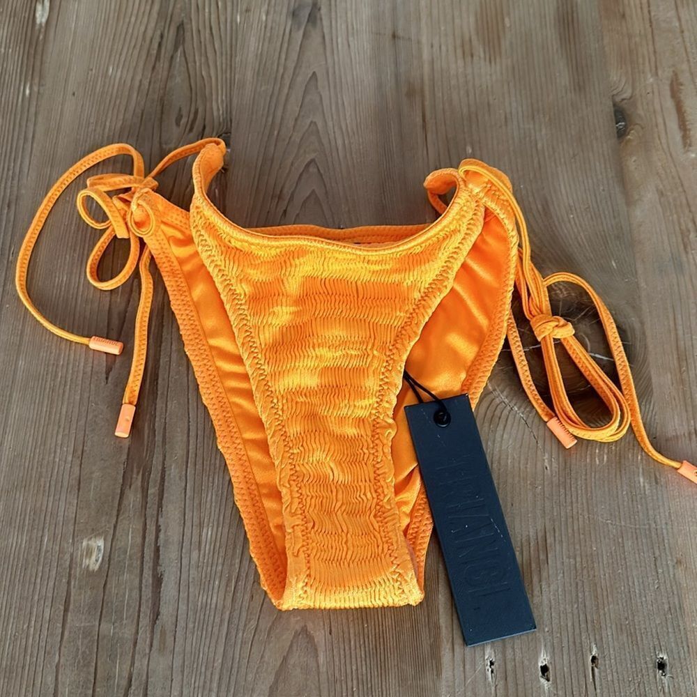 TRIANGL - DESERT BOTTOM ONLY NEW WITH TAGS